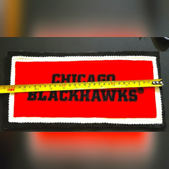 NEW (1) NHL "Chicago BlackHawks" Hockey Patch/Emblem/Appliqué! 12" x 6" Sew-On. - Picture 4 of 5